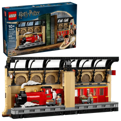 Book Nook: Hogwarts™ Express