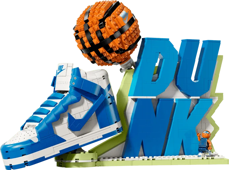 Nike Dunk x LEGO® Set