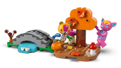 Creative Houses: Seasons of Fun