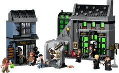 Knockturn Alley™ Wizarding Shops